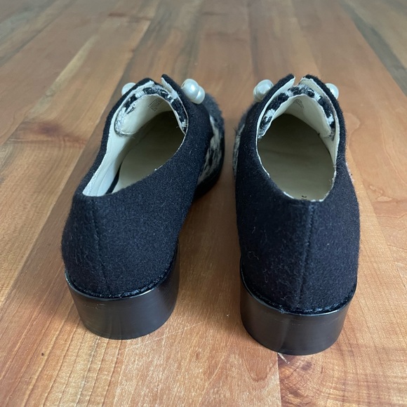 NWOT Bettye Muller Womens 6.5 "Optimist" Mohair Wool Houndstooth Oxford Leather - Picture 4 of 7